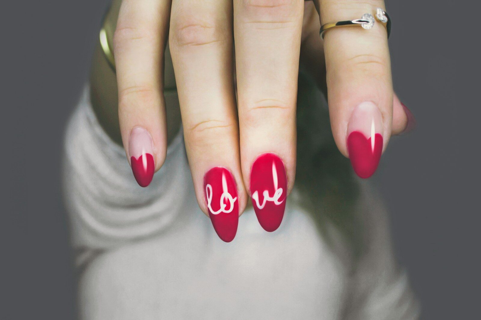Baddie Nail Trends: Popular Designs That Define the Aesthetic